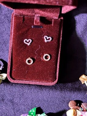 Heart & Circle Stud Earring Set in  silver and Gold color